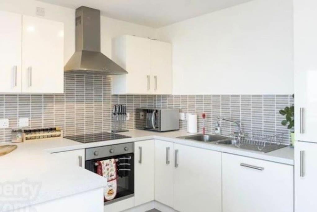 Ormeau Road Stylish Double Bedroom Luxury Apartment 贝尔法斯特 外观 照片